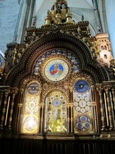 Beauvais-cathedrale-saint-plierre-horloge-astronomique