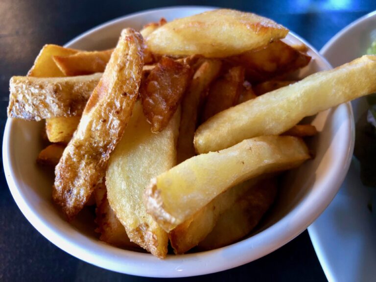 ennevelinlecoindelareinefrites Plus au nord