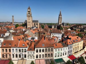 Vue sur Bruges du toit-terrasse du Concertgebouw