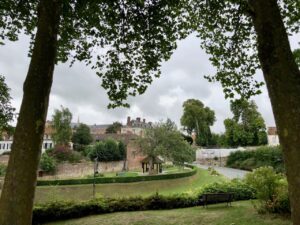Montreuil-sur-Mer route menant ville haute