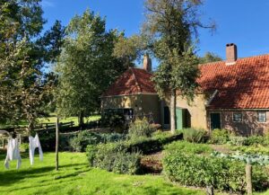 Pays-Bas Enkhuizen - Zuiderzeemuseum maison jardin