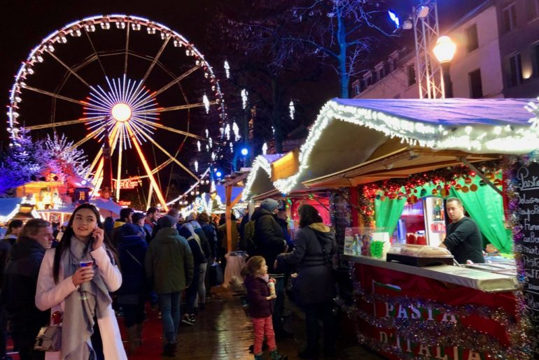 Bruxelles Plaisirs d'hiver marché Noël grand roue