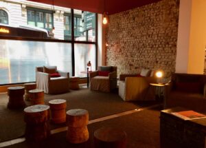 Bruxelles 9 Hotel Central réception fauteuil