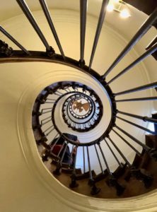 Amiens Maison Jules Verne escalier