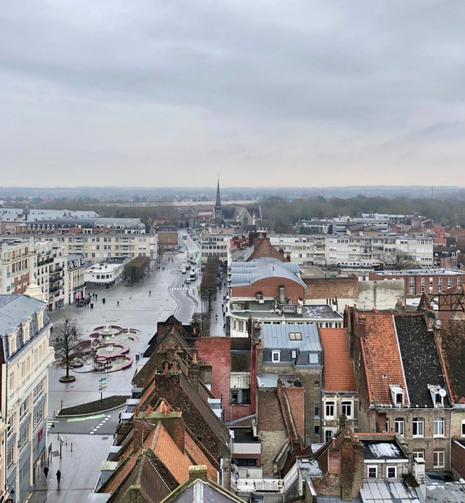 Douai beffroi place Armes vue en-haut