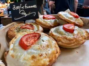 Malines de Vleeshalle pies