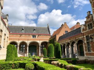 A-voir-a-Malines-musee-Hof-van-Busleyden-entree