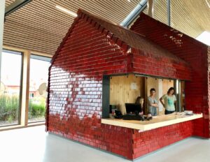 Bruay-Labuissiere-Cite-des-Electriciens-centre-interpretation-interieur