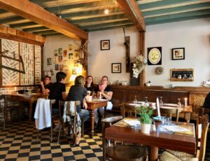 Trois-estaminets-L-Hazewinde-salle-restaurant