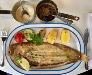 Calais-restaurant-Sole-Meuniere-poisson