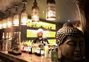 Mouscron-Dar-El-Siam-bar-et-tete-Bouddha