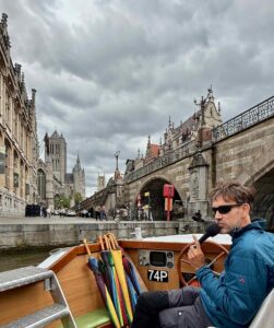 Gand-balade-en-bateau-avec-De-bootjes-van-Gent-visite-centre-medieval
