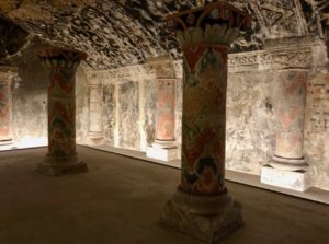 Boulogne-sur-Mer-crypte-basilique-Notre-Dame-salle-murs-peints