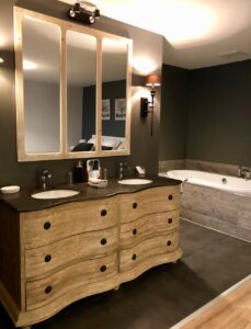 Herbes-folles-Steenwerck-chambre-charme-en-campagne-double-lavabo