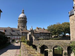 Boulogne-sur-Mer, entre crypte et chateau-musee