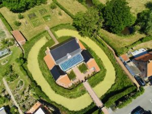 Rubrouck Flandre mairie vue au drone