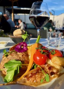 Pays-des-Lacs-Lacs-de-l-Eau-d-Heure-Golden-Lakes-hotel-plat-veau-ris-de-veau