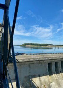 Pays-des-Lacs-Lacs-de-l-Eau-d-Heure-barrage