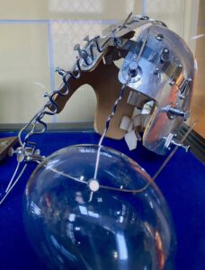 Hopital-Notre-Dame-a-la-Rose-Lessines-casque