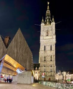 Gand-plan-lumiere-beffroi-et-Stadshal