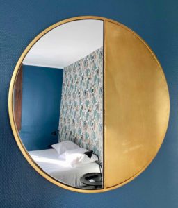 Senlis-La-Boheme-chambre-deux-miroir