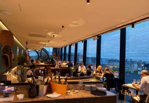 Nū-Restaurant-Lille-salle-au-crepuscule