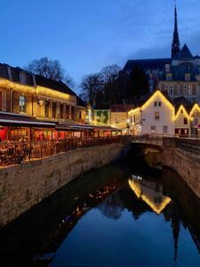 Marche-Noel-Amiens-terrasses-restos-nuit