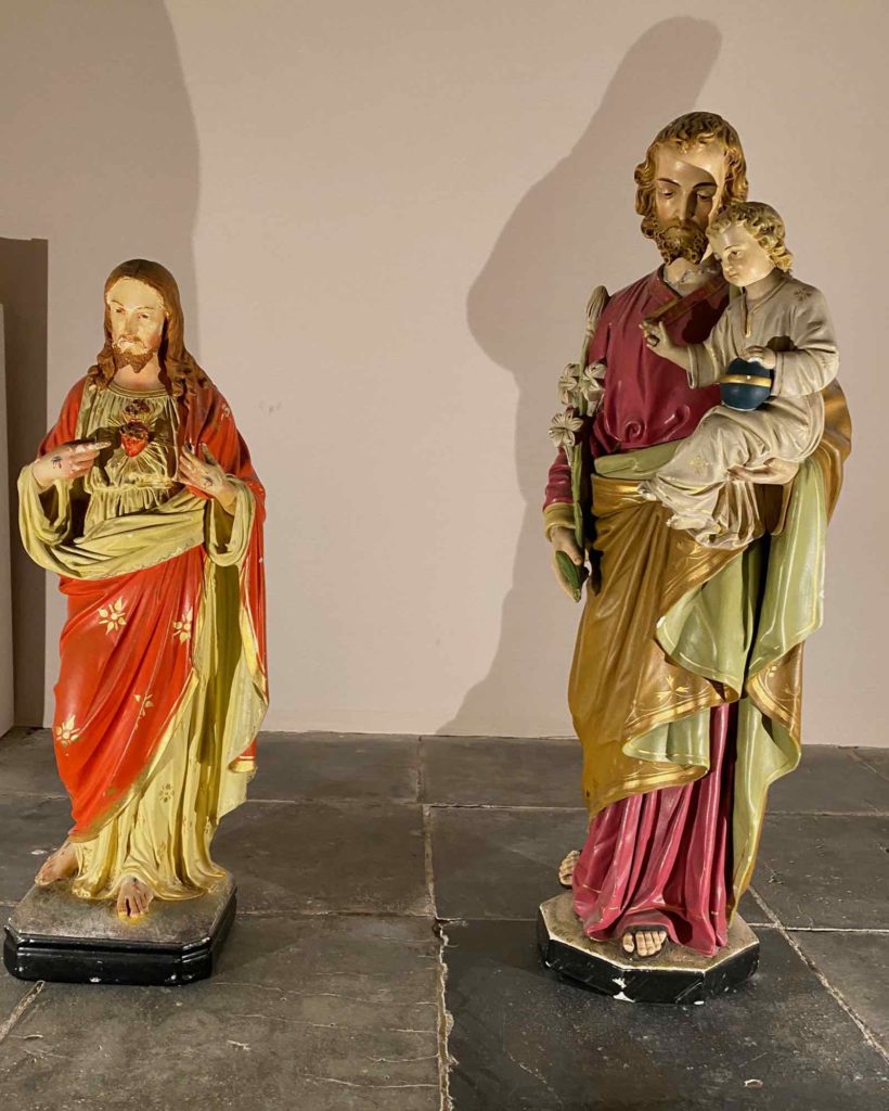 Breda-Pays-Bas-hotel-Nassau-statues-religieuses