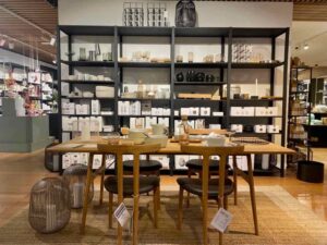 Copenhague-Illums-Bolighus-table-et-vaisselle