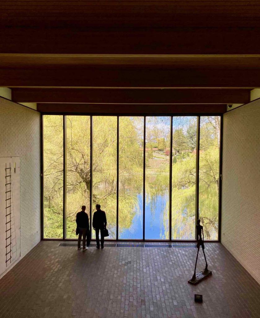 Humlebæk-musee-Louisiana-Giacometti-et-vue-nature