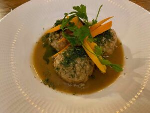 Varsovie-cuisine-polonaise-revisitee-Stary-Dom-boulettes-veau