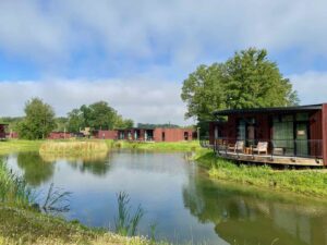 Your-Nature-Belgique-maisons-Leaf-bord-eau