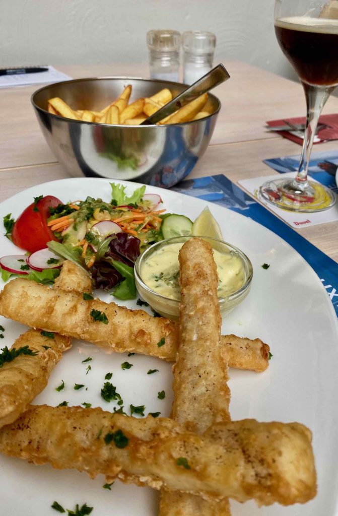 Saint-Idesbald-cafe-Delvaux-fish-and-chips