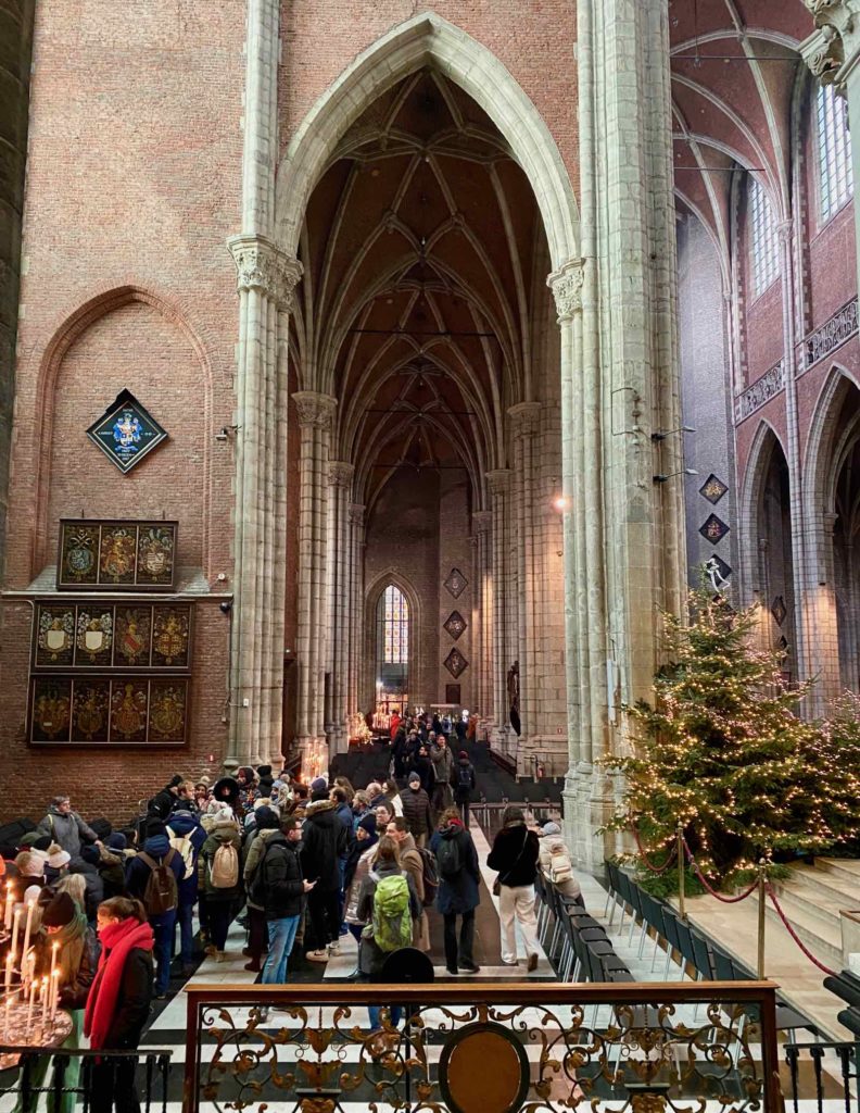 Gand-cathedrale-Saint-Bavon-ambiance-Noel