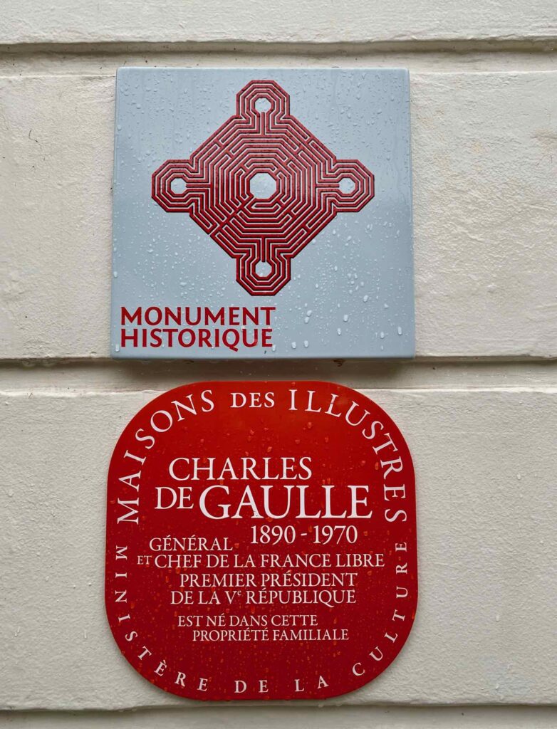 Maison-Natale-de-Gaulle-Lille-panneaux