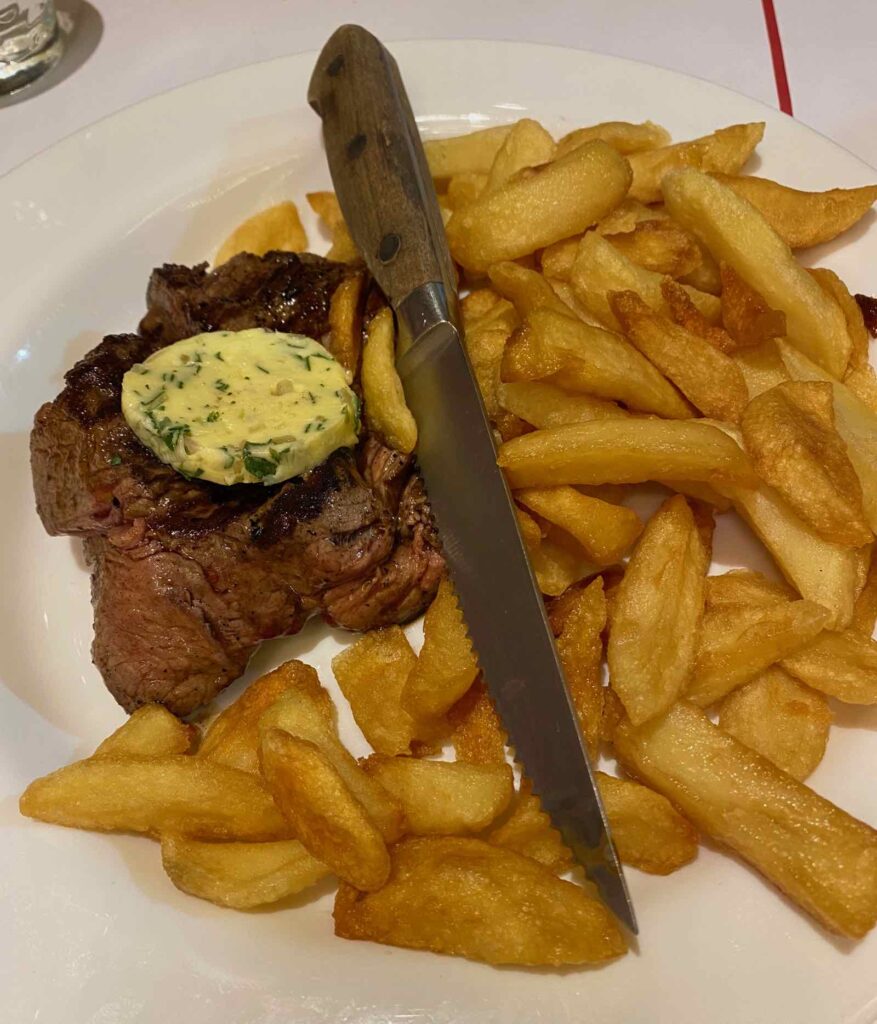 Bouillon-Alcide-steak-frites