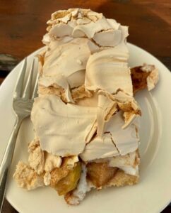 Lublin-en-Pologne-Karczma-Kocanka-Skansen-tarte-pommes