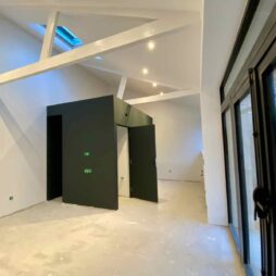 Mon-hébergement-touristique-ensemble-peint