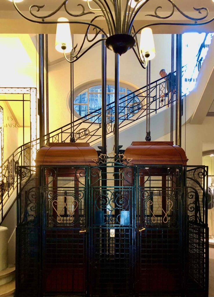 Printemps-de-l-Art-deco-hotel-Westminster-Le-Touquet-ascenseurs@plusaunord