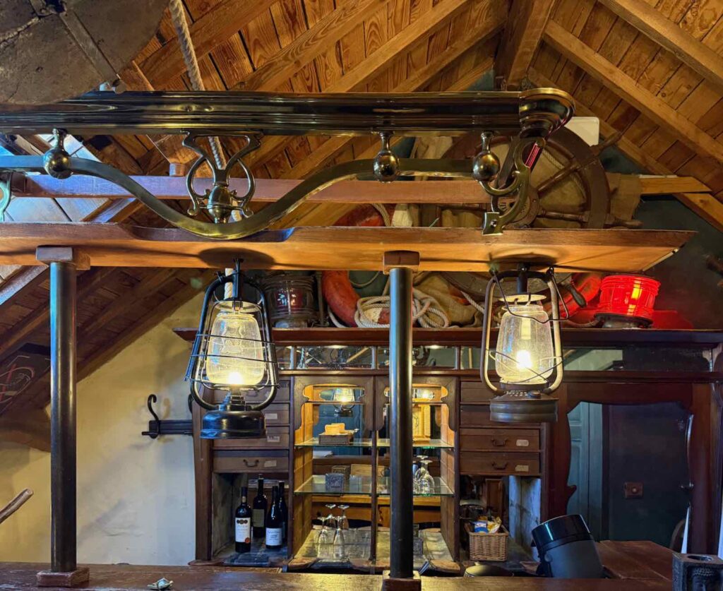 Ardenne-belge-La-Balade-des-Gnomes-L-Ile-de-Macaire-bar