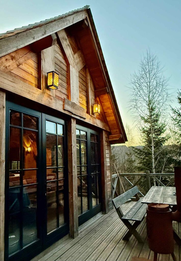 Les-Cabanes-de-Rensiwez-Houffalize-cabane-Elisabeth