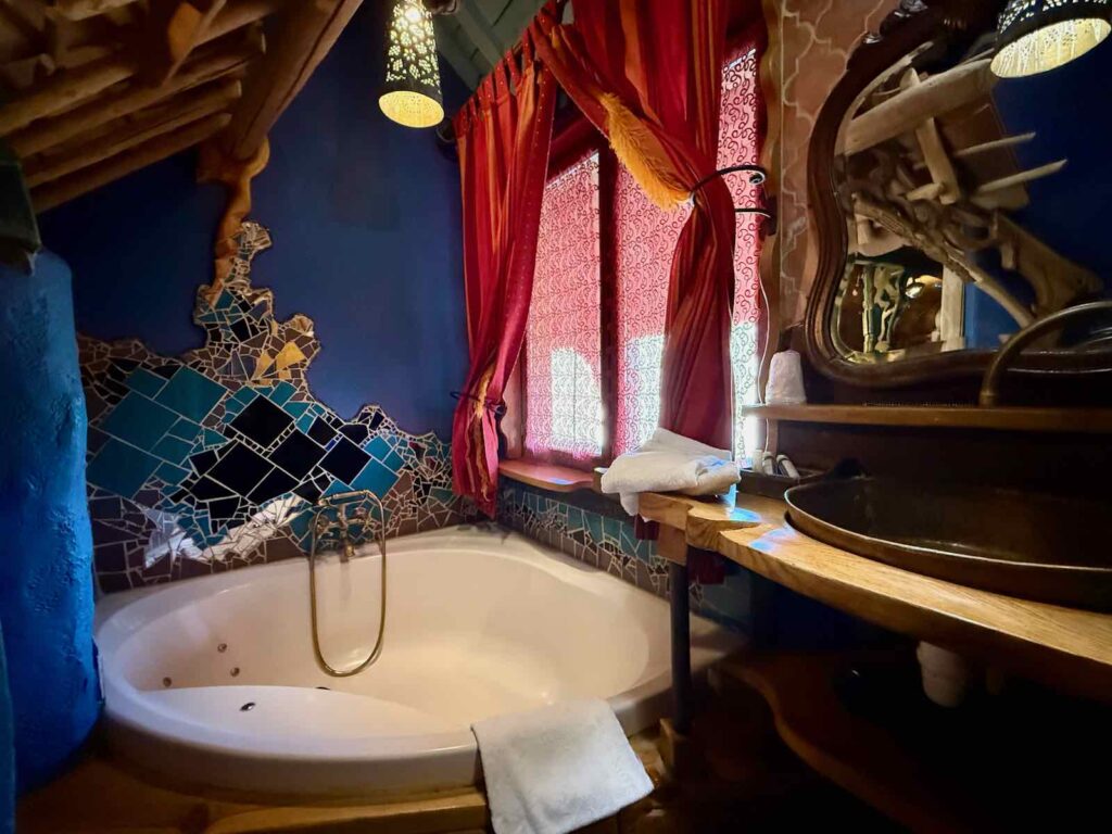 Ardenne-belge-La-Balade-des-Gnomes-baignoire-trois