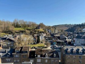 Cœur-de-l-Ardenne-La-Roche-en-Ardenne-vue-depuis-chateau