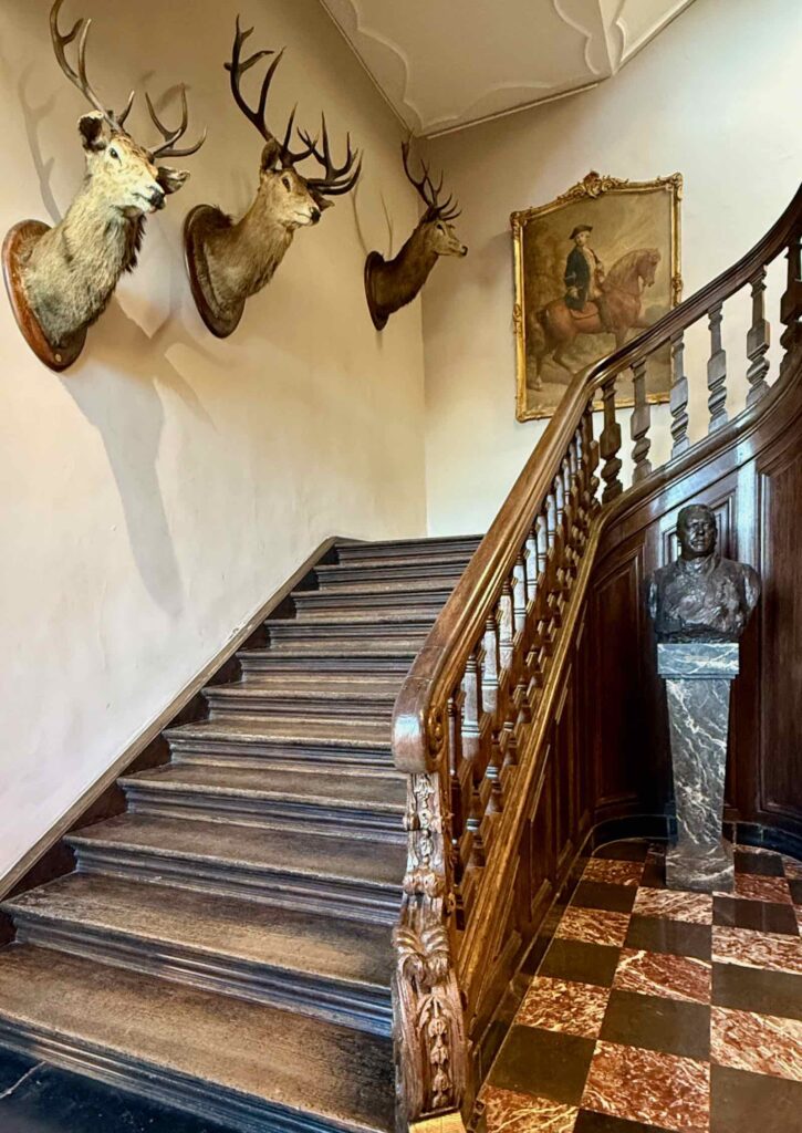 Chateaux-en-Wallonie-Lavaux-Sainte-Anne-escalier