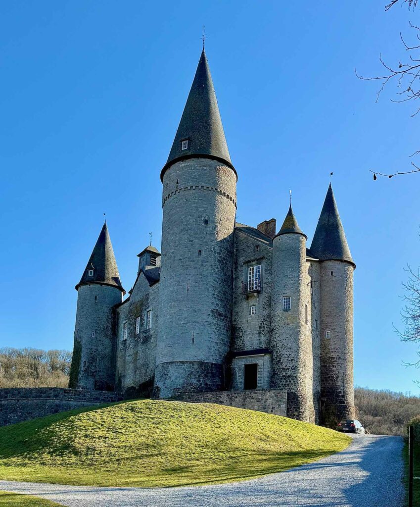 Chateaux-en-Wallonie-Veves-exterieur