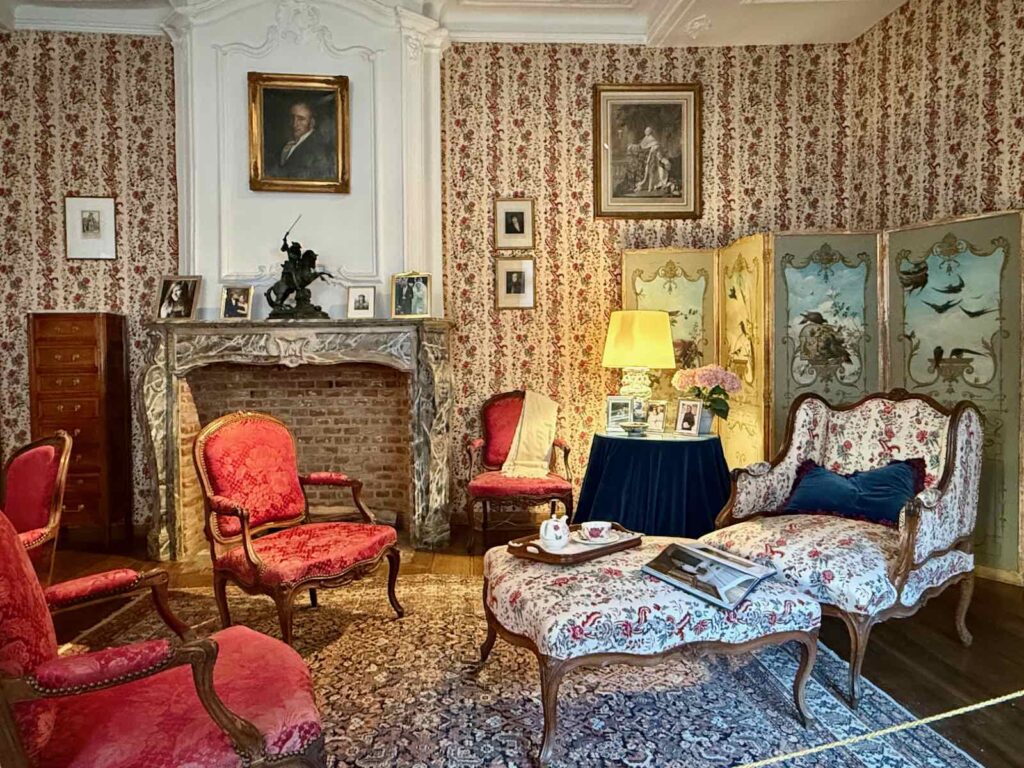 Chateaux-en-Wallonie-Veves-salon