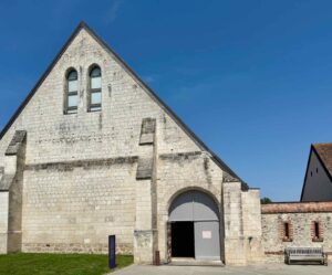 Beauvais-La-Maladrerie-facade-grange