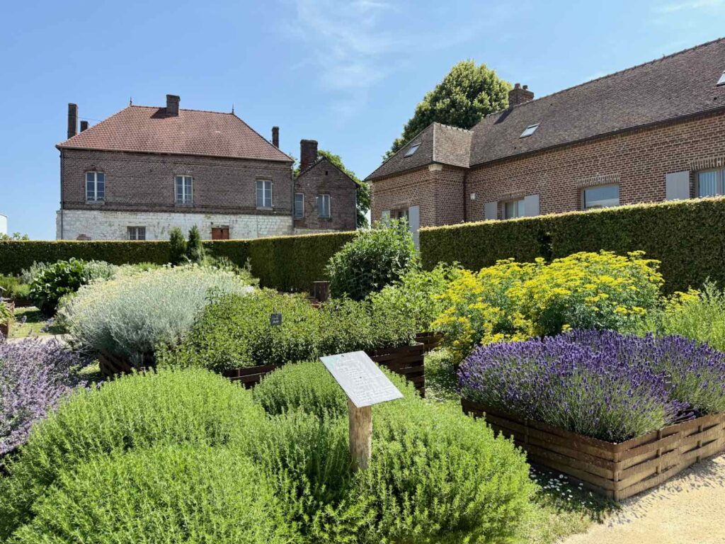 Beauvais-La-Maladrerie-jardin