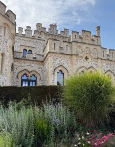 Chateau-d-Hardelot-avec-vegetation