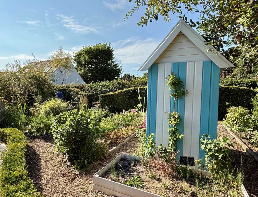 Chateau-d-Hardelot-cabane-bicolore